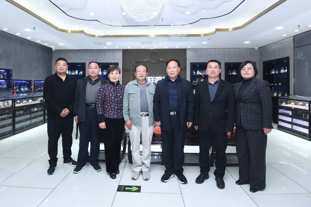 传承工匠精神 弘扬孝道文化