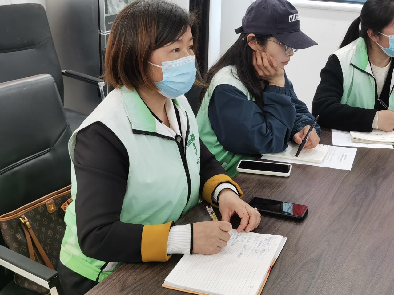 “进”站参访交流会——二七社工参访圃田乡社工站