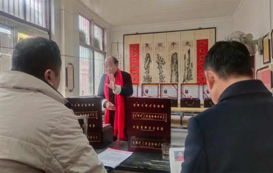 笔墨凝岁月 丹青绘春秋   袁柱石《三国志人物诗书画大全》出版座谈会召开